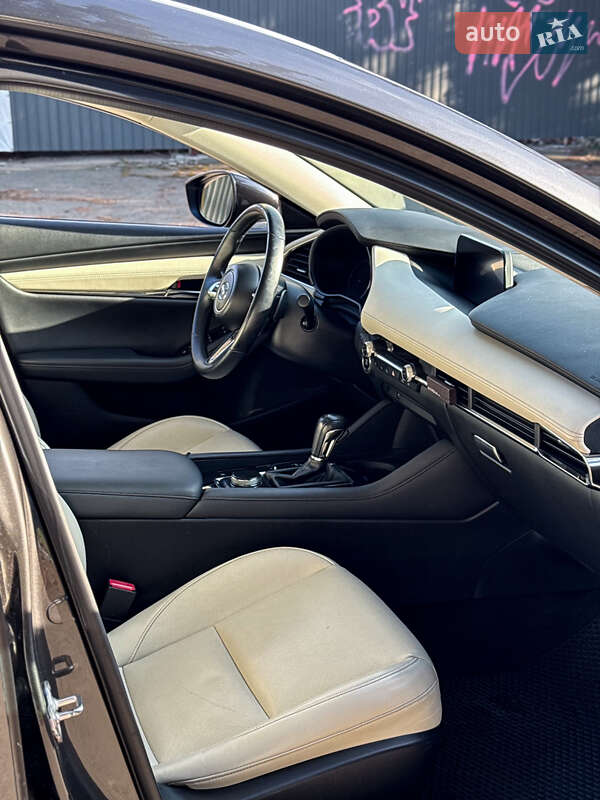 Седан Mazda 3 2020 в Києві