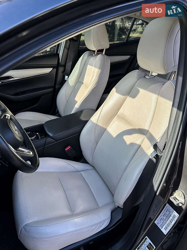 Седан Mazda 3 2020 в Киеве фото 38 Седан Mazda 3 2020 в Киеве