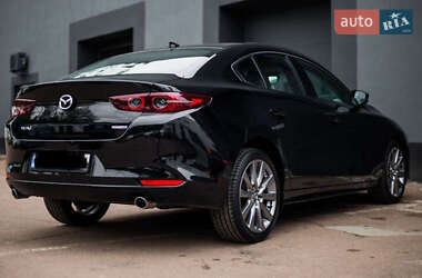 Седан Mazda 3 2019 в 