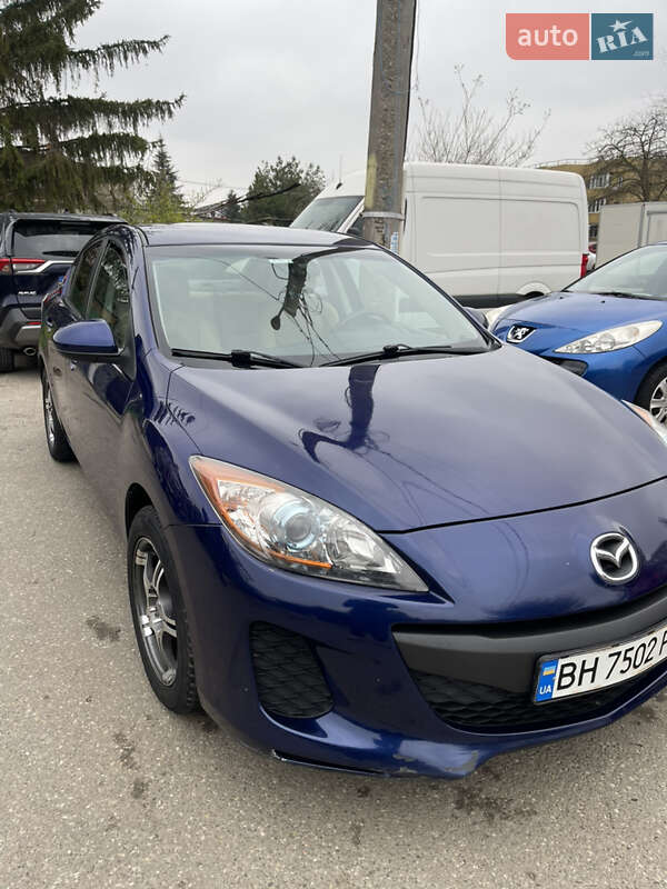 Седан Mazda 3 2012 в Одессе