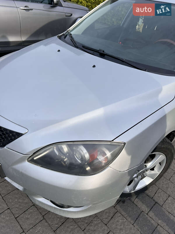 Хетчбек Mazda 3 2004 в Стрию