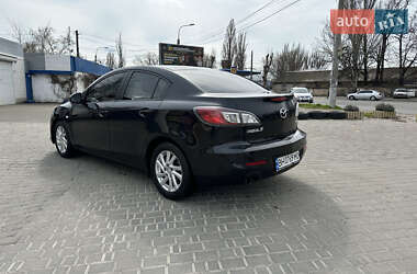 Седан Mazda 3 2012 в Киеве