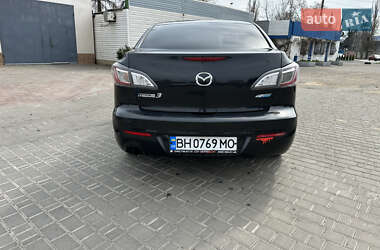Седан Mazda 3 2012 в Киеве
