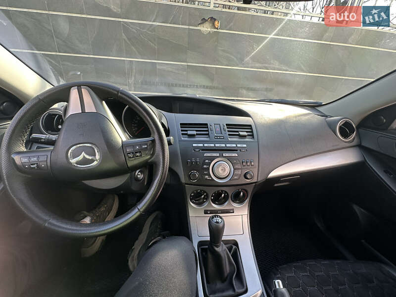 Хэтчбек Mazda 3 2009 в Киеве фото 14 Хэтчбек Mazda 3 2009 в Киеве