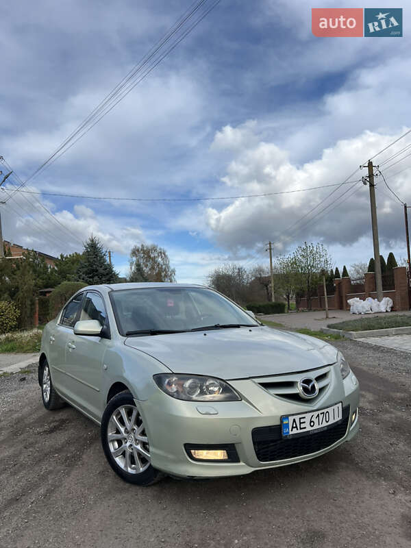 Седан Mazda 3 2008 в 