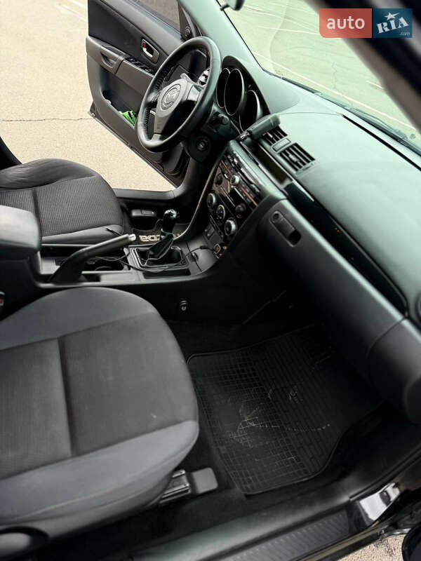 Хэтчбек Mazda 3 2008 в 