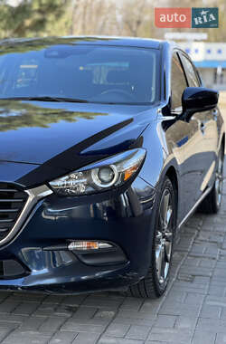 Хэтчбек Mazda 3 2018 в 