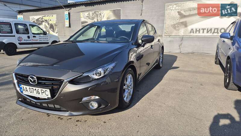 Mazda 3 2016