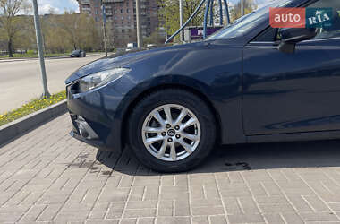 Седан Mazda 3 2016 в 
