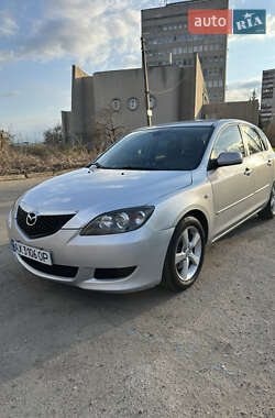 Хетчбек Mazda 3 2004 в 