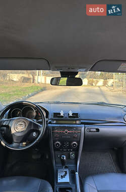 Хетчбек Mazda 3 2004 в 