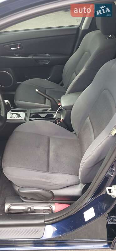 Хэтчбек Mazda 3 2008 в Днепре