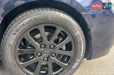 Хэтчбек Mazda 3 2008 в Днепре