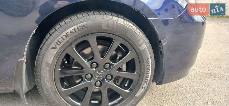 Хэтчбек Mazda 3 2008 в Днепре