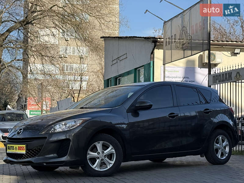 Хэтчбек Mazda 3 2012 в 