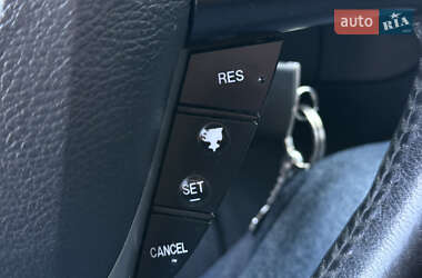 Хэтчбек Mazda 3 2012 в 