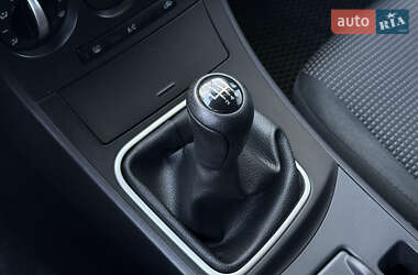 Хэтчбек Mazda 3 2012 в 