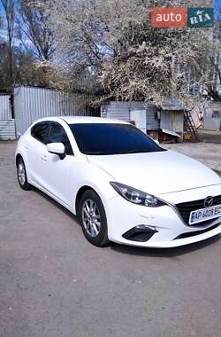 Хэтчбек Mazda 3 2014 в 
