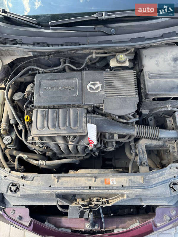 Хетчбек Mazda 3 2006 в Волочиську