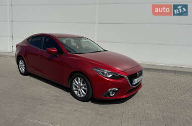 Седан Mazda 3 2016 в 
