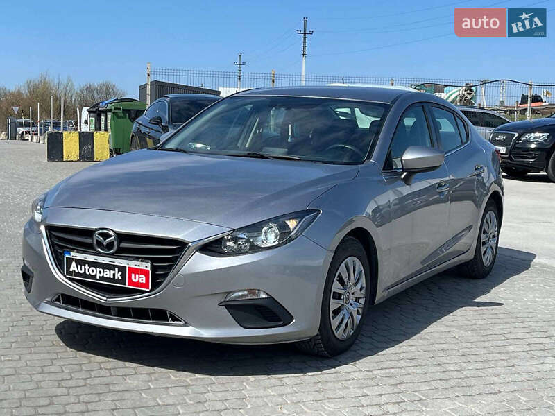 Mazda 3 2015