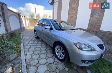 Хэтчбек Mazda 3 2006 в 