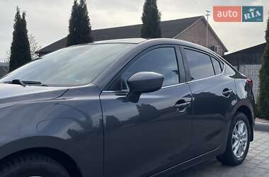 Седан Mazda 3 2014 в 