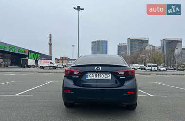 Седан Mazda 3 2015 в 