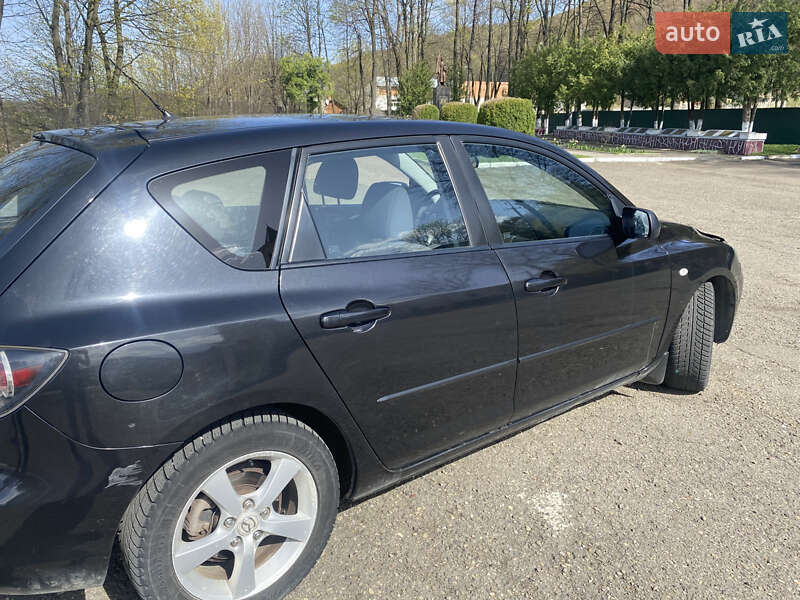 Хэтчбек Mazda 3 2006 в Вижнице