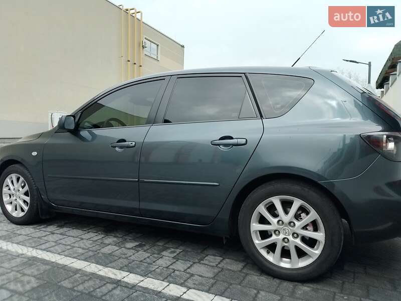 Хэтчбек Mazda 3 2008 в Львове