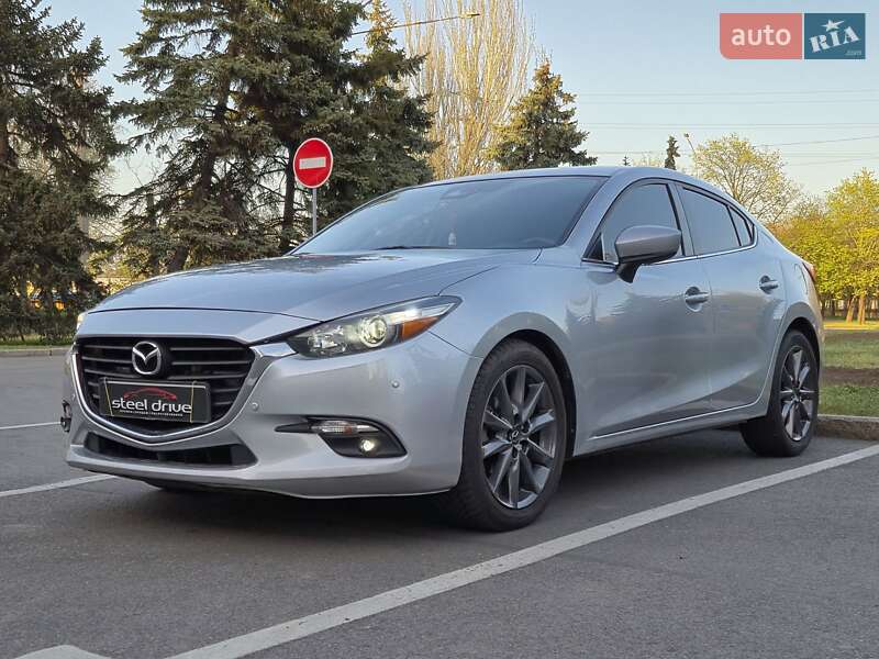 Седан Mazda 3 2017 в Миколаєві