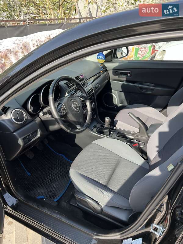 Хэтчбек Mazda 3 2008 в Галиче