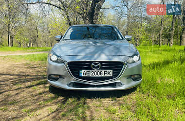 Седан Mazda 3 2017 в 