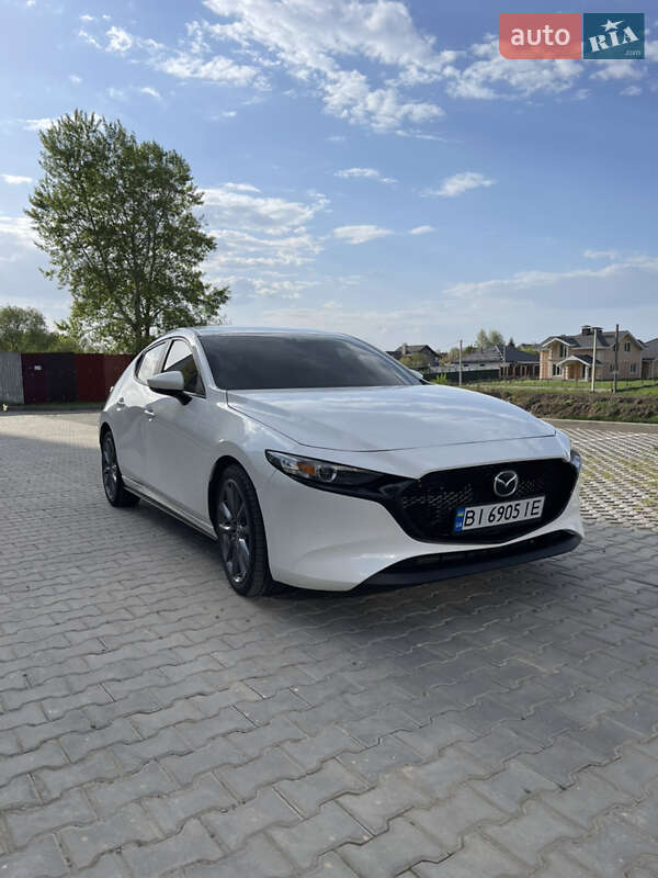 Mazda 3 2019