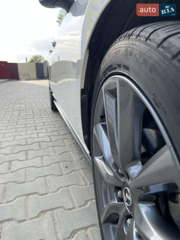 Хэтчбек Mazda 3 2019 в Полтаве