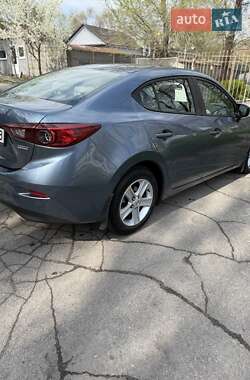 Седан Mazda 3 2014 в 