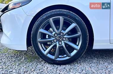 Хэтчбек Mazda 3 2023 в 