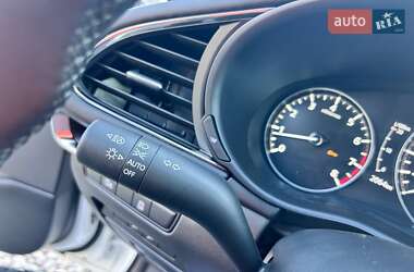 Хэтчбек Mazda 3 2023 в 