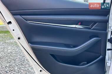 Хэтчбек Mazda 3 2023 в 