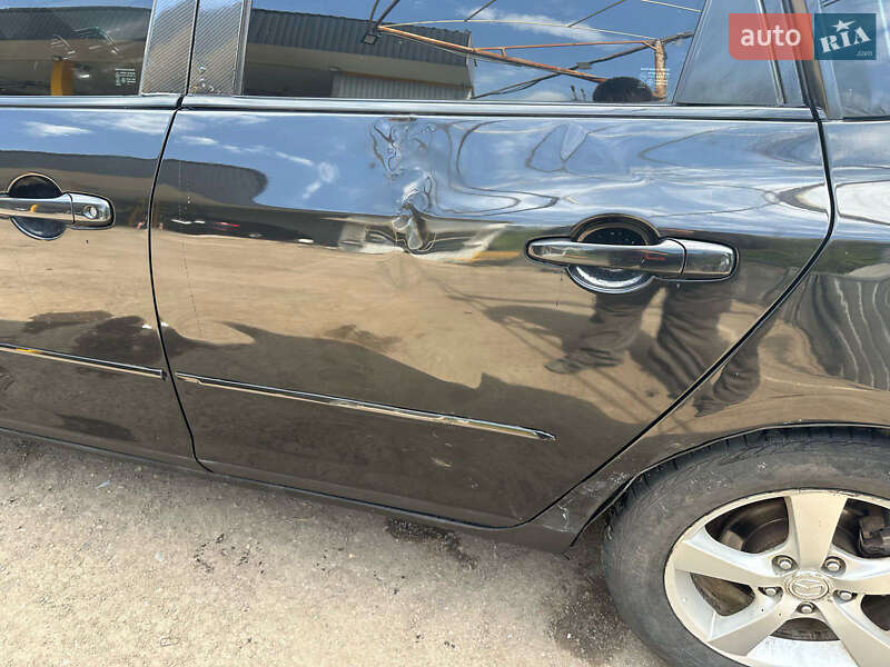 Хэтчбек Mazda 3 2004 в Харькове
