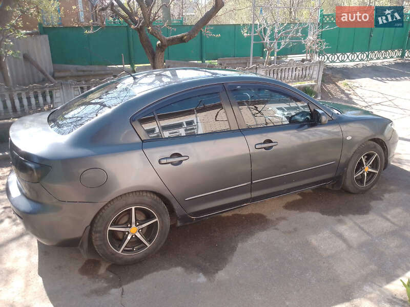 Седан Mazda 3 2007 в Бершади