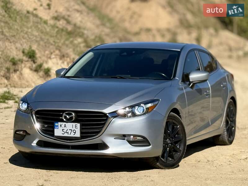 Седан Mazda 3 2017 в Тернополе