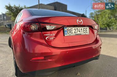 Седан Mazda 3 2017 в 