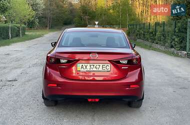 Седан Mazda 3 2014 в 