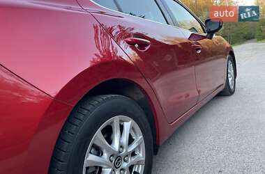 Седан Mazda 3 2014 в 