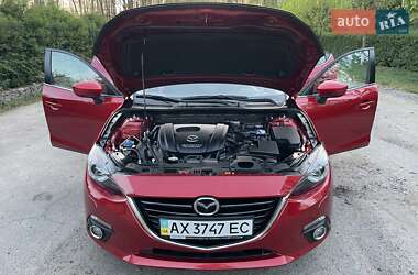 Седан Mazda 3 2014 в 