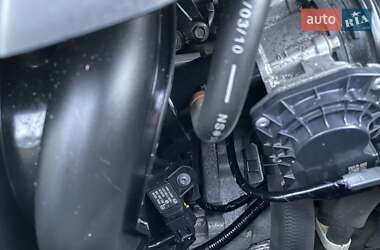 Седан Mazda 3 2014 в 