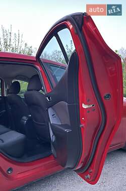 Седан Mazda 3 2014 в 