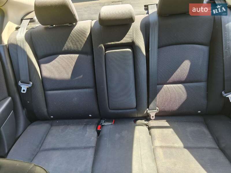 Седан Mazda 3 2006 в Одессе