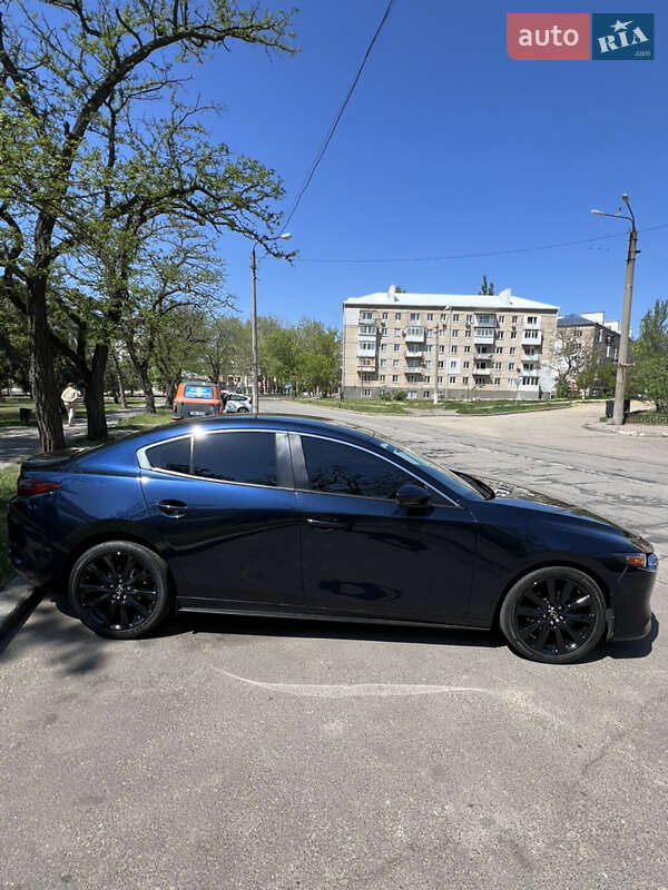 Седан Mazda 3 2020 в Миколаєві